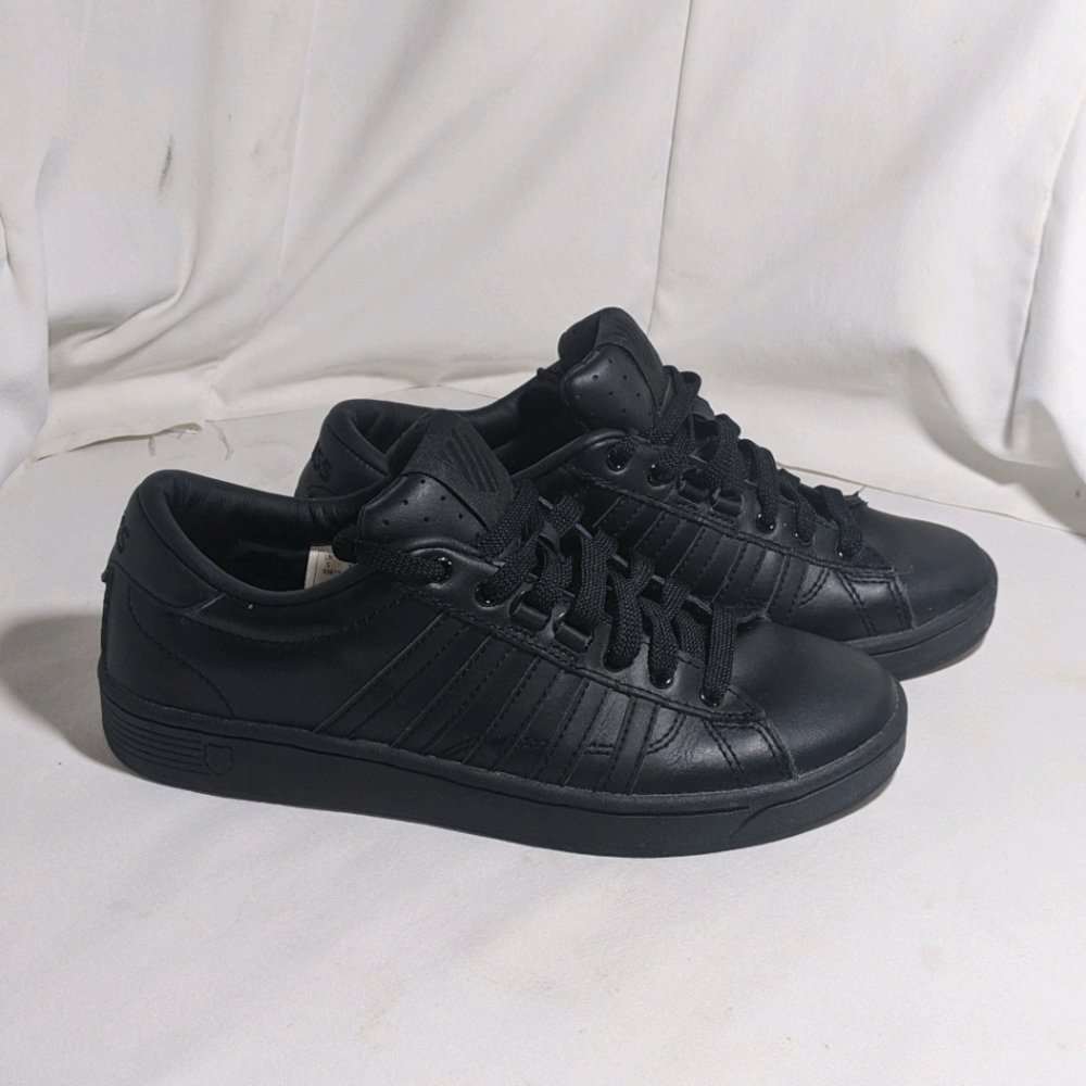 Women's sz 7 KSwiss